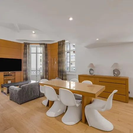 Ref 2086 - Center Spacious With Balcony To Rent كان