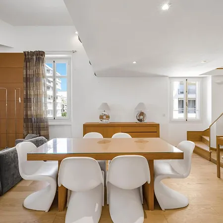 شقة Ref 2086 - Center Spacious With Balcony To Rent