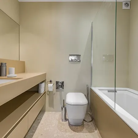 Ref 2086 - Center Spacious With Balcony To Rent *